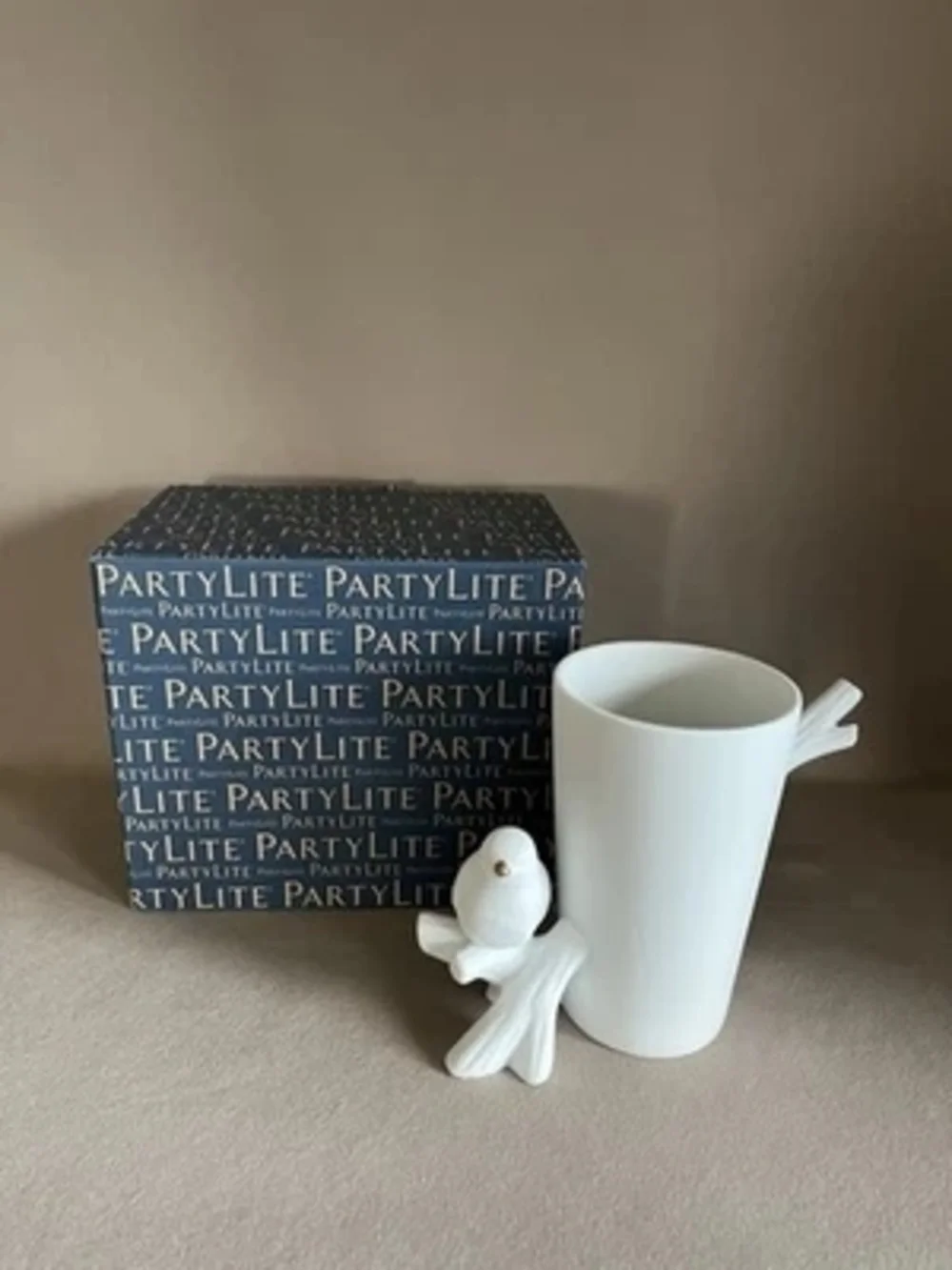 New PartyLite Birdwatch Votive Or Tealight Holder - Picture 2 of 7
